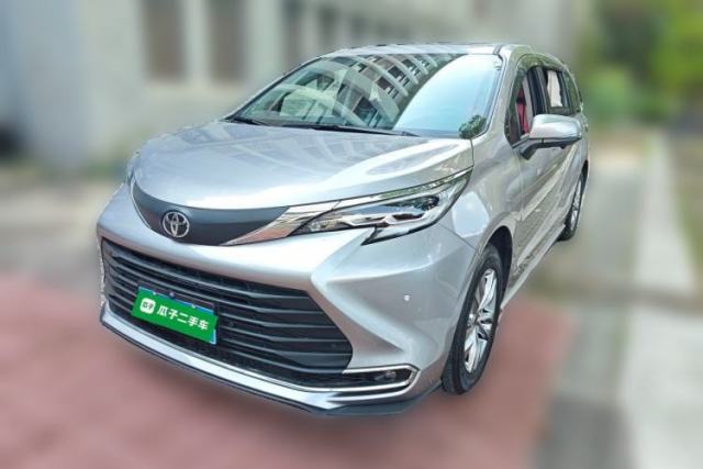 Used Toyota SIENNA 2024 2.5L Hybrid Comfort Edition