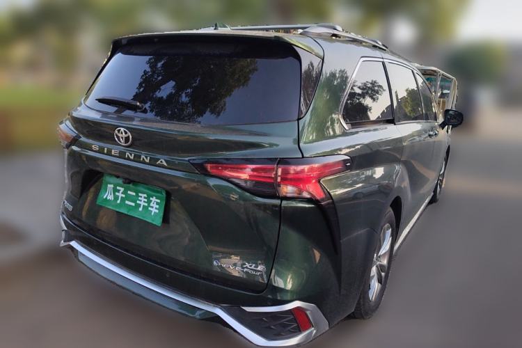 Used Toyota SIENNA 2024 2.5L Hybrid Four-Wheel Drive Prestige Edition Exterior 5