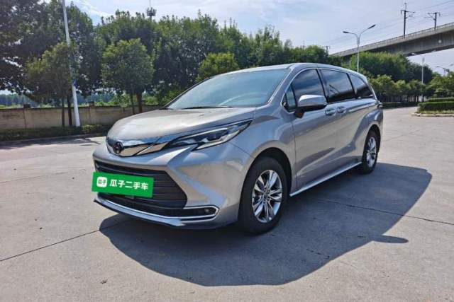 Used Toyota SIENNA 2024 2.5L Hybrid Comfort Edition