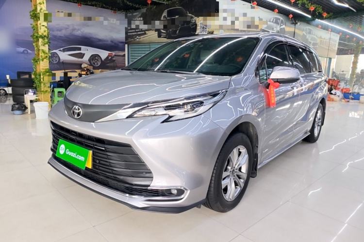 Toyota SIENNA 2024 2.5L Hybrid Comfort Edition