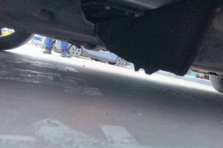 Used Toyota SIENNA 2024 2.5L Hybrid Luxury Edition Chassis Front Left