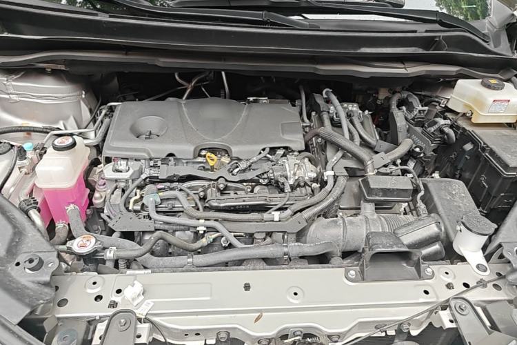 Used Toyota SIENNA 2024 2.5L Hybrid Comfort Edition Engine Bay