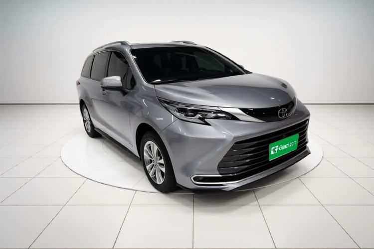 Used Toyota SIENNA 2024 2.5L Hybrid Four-Wheel Drive Prestige Edition Exterior 1