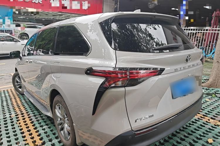 Used Toyota SIENNA 2024 2.5L Hybrid Comfort Edition Rear Left 45 Deg
