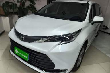 Used Toyota SIENNA 2024 2.5L Hybrid Comfort Edition