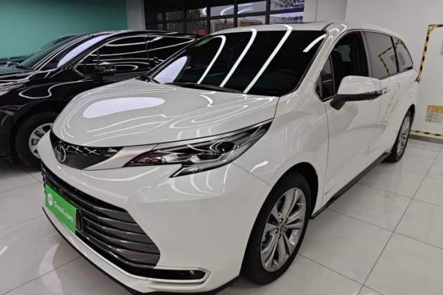 Used Toyota SIENNA 2024 2.5L Hybrid Prestige Deluxe Edition