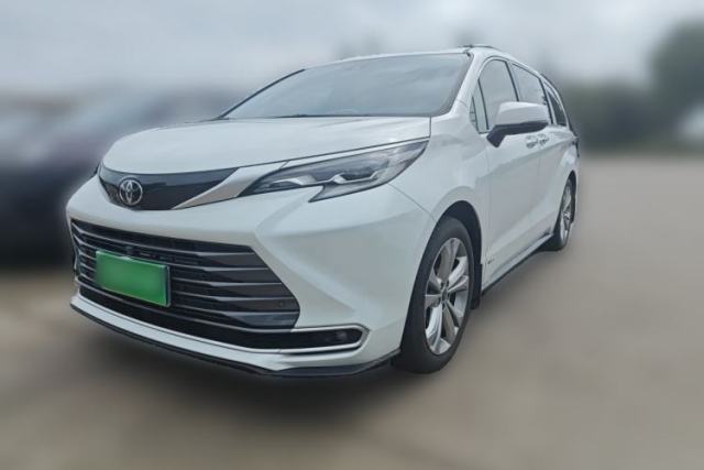 Toyota SIENNA 2024 2.5L Hybrid Luxury Edition usata