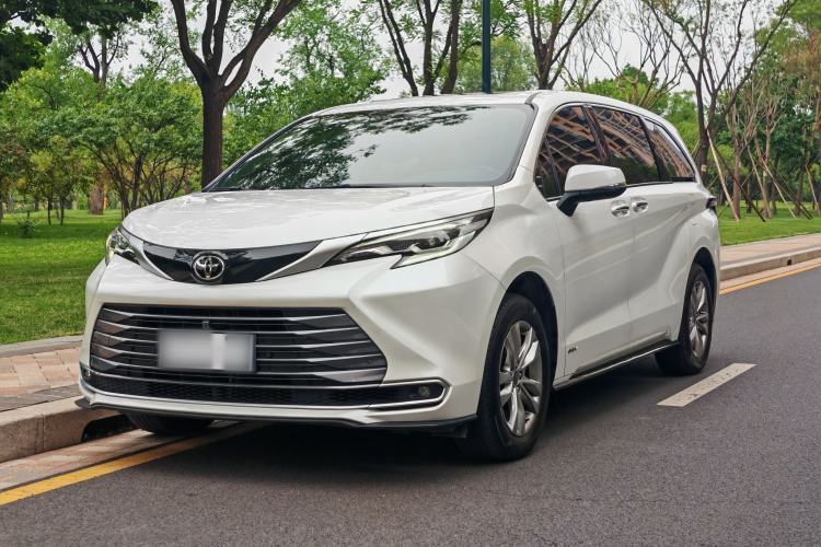 Used Toyota SIENNA 2024 2.5L Hybrid Four-Wheel Drive Prestige Edition Guazi used car, China used car export, Used car for sale, Used Toyota cars, Cheapest cars for sale