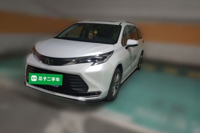 Used Toyota SIENNA 2024 2.5L Hybrid Comfort Edition