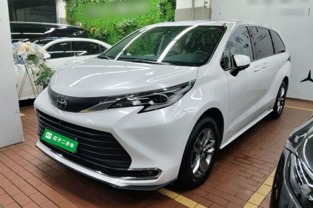 Used Toyota SIENNA 2024 2.5L Hybrid Comfort Edition