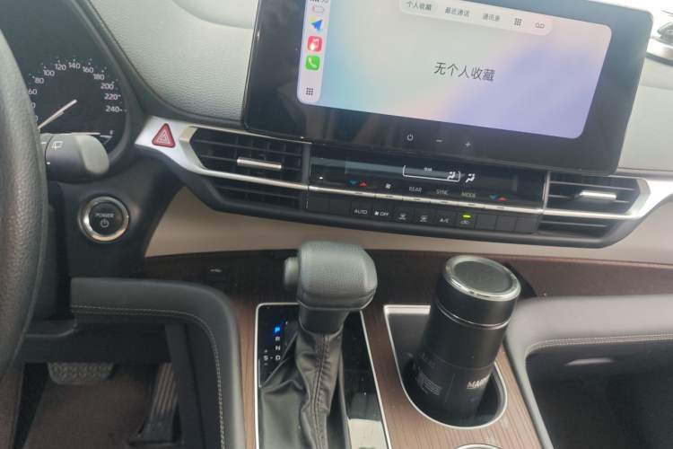 Used Toyota SIENNA 2024 2.5L Hybrid Comfort Edition Audio And AC Panel