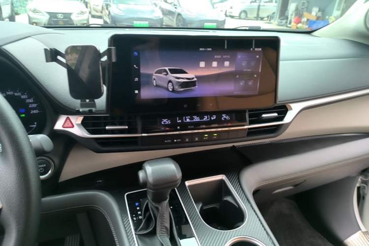 Used Toyota SIENNA 2024 2.5L Hybrid Comfort Edition Audio And AC Panel