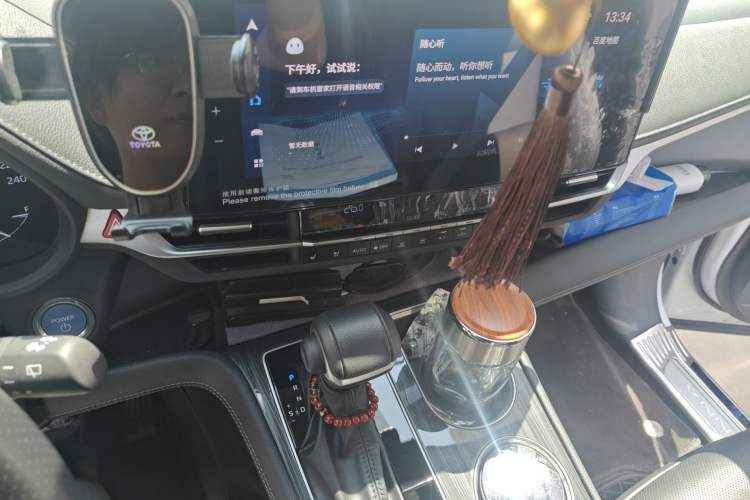Used Toyota SIENNA 2024 2.5L Hybrid Prestige Deluxe Edition Audio And AC Panel