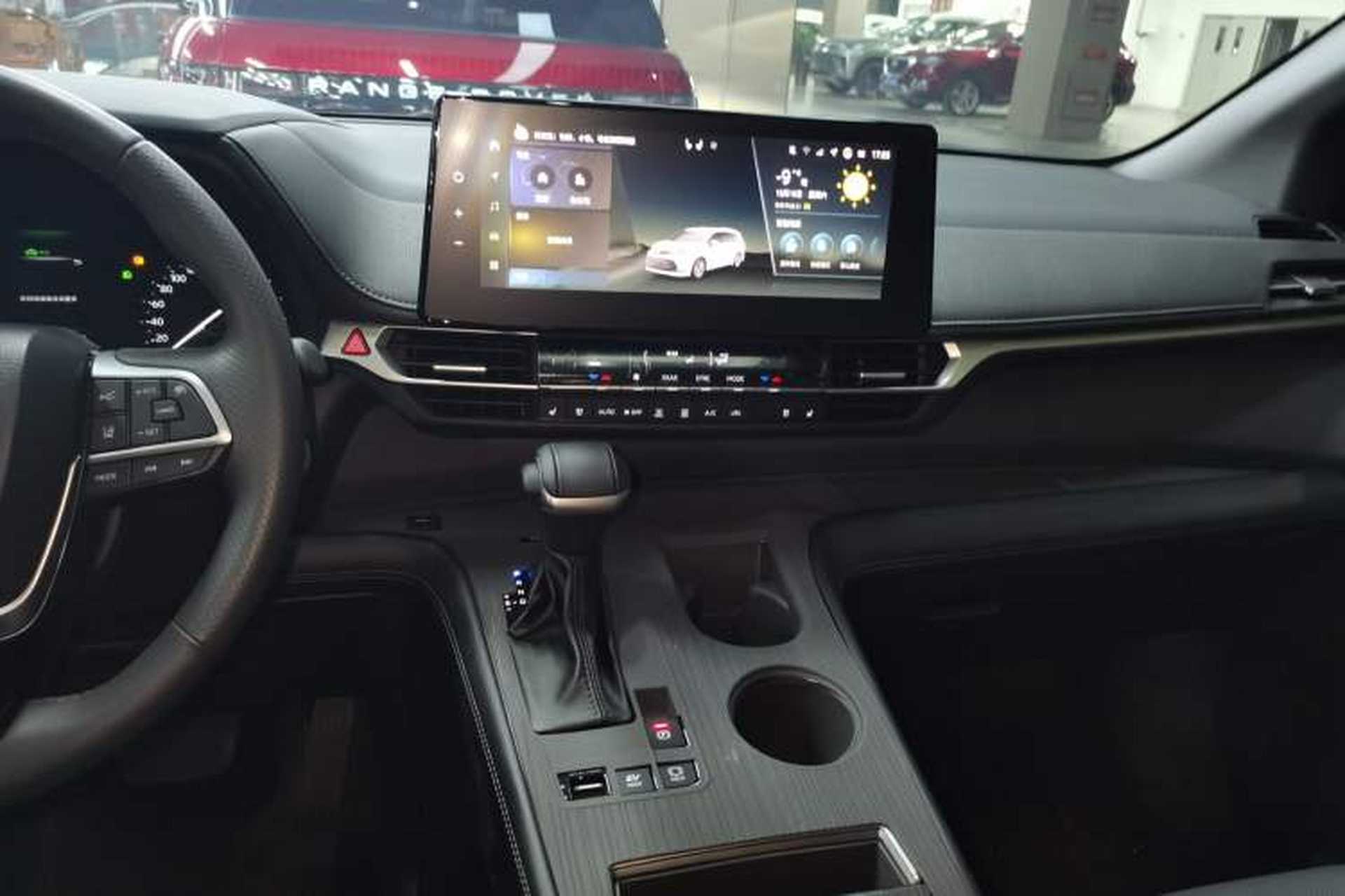Used Toyota SIENNA 2024 2.5L Hybrid Four-Wheel Drive Prestige Edition Audio And AC Panel