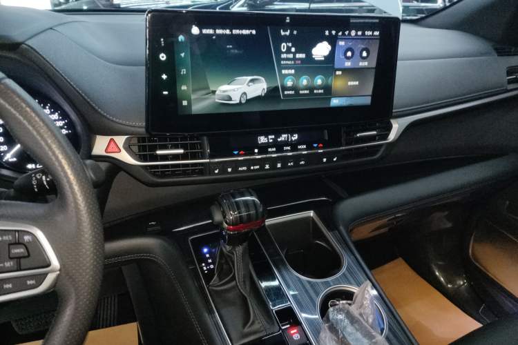 Used Toyota SIENNA 2024 2.5L Hybrid Four-Wheel Drive Prestige Edition Audio And AC Panel