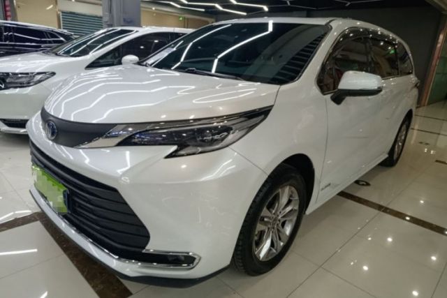 Used Toyota SIENNA 2024 2.5L Hybrid Comfort Edition