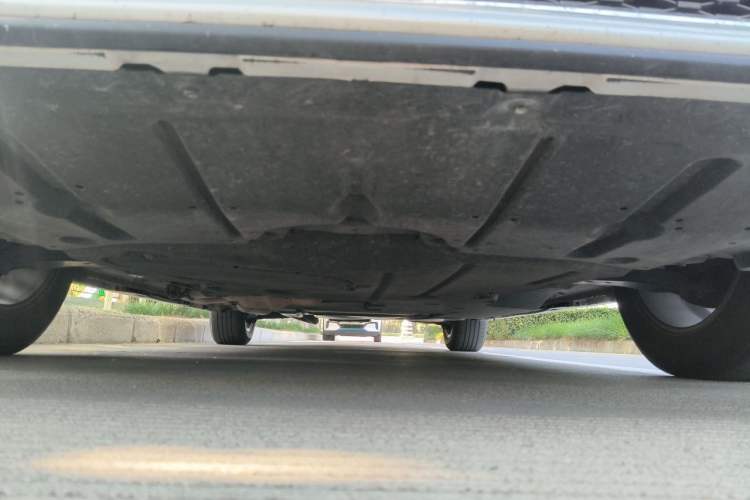 Used Toyota SIENNA 2024 2.5L Hybrid Comfort Edition Chassis Front