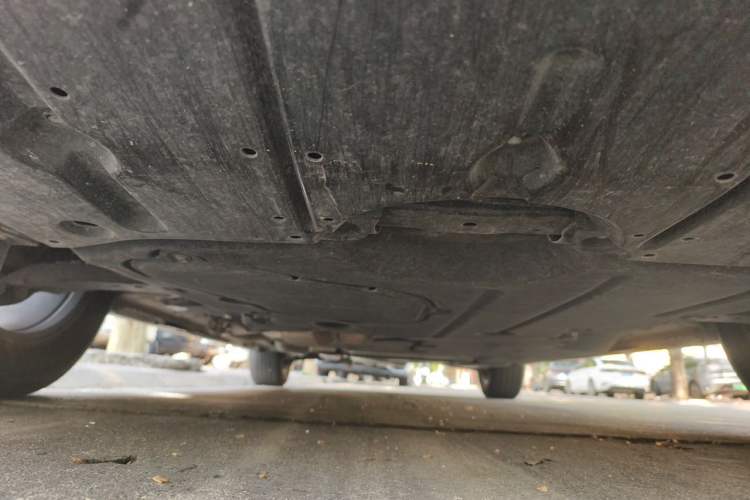 Used Toyota SIENNA 2024 2.5L Hybrid Comfort Edition Chassis Front