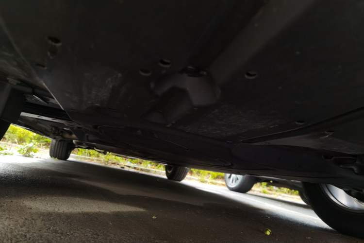 Used Toyota SIENNA 2024 2.5L Hybrid Four-Wheel Drive Luxury Edition Chassis Front