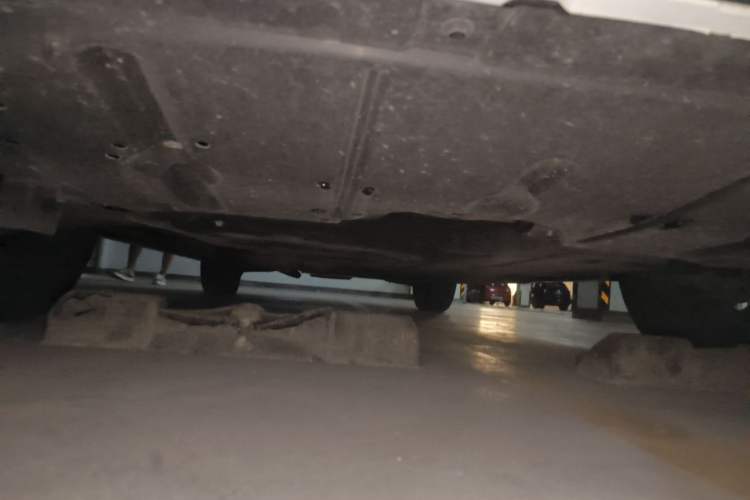Used Toyota SIENNA 2024 2.5L Hybrid Comfort Edition Chassis Front