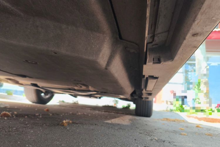 Used Toyota SIENNA 2024 2.5L Hybrid Comfort Edition Chassis Front Left