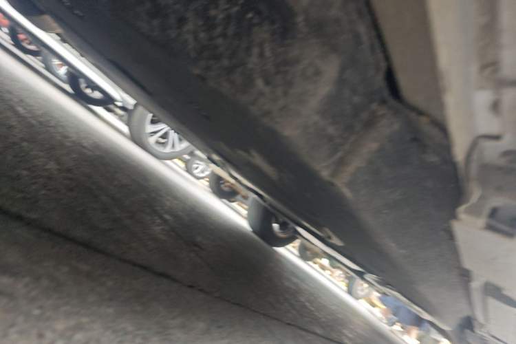Used Toyota SIENNA 2024 2.5L Hybrid Comfort Edition Chassis Front Left