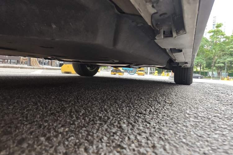 Used Toyota SIENNA 2024 2.5L Hybrid Four-Wheel Drive Prestige Edition Chassis Front Left