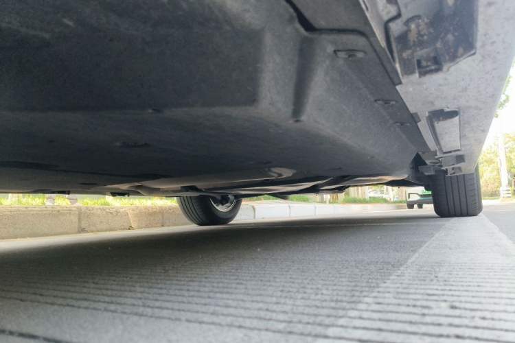 Used Toyota SIENNA 2024 2.5L Hybrid Comfort Edition Chassis Front Left