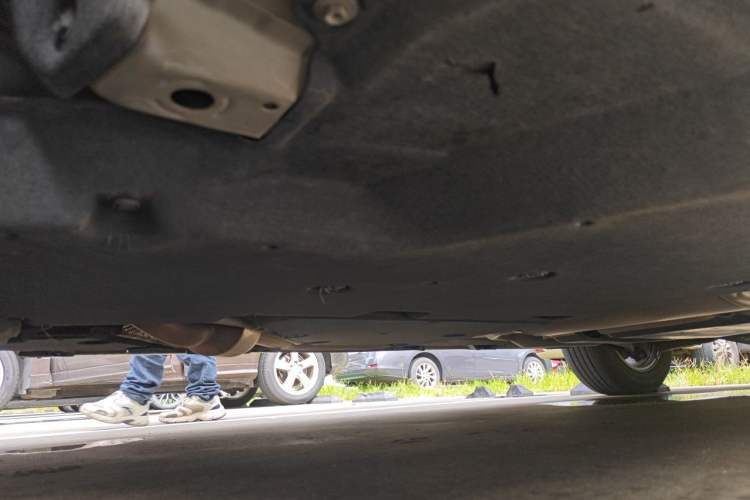 Used Toyota SIENNA 2024 2.5L Hybrid Comfort Edition Chassis Front Left