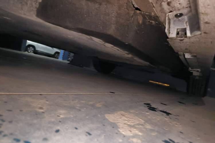 Used Toyota SIENNA 2024 2.5L Hybrid Comfort Edition Chassis Front Left