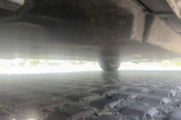 Used Toyota SIENNA 2024 2.5L Hybrid Comfort Edition Chassis Front Left