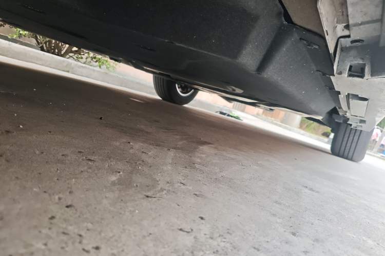 Used Toyota SIENNA 2024 2.5L Hybrid Comfort Edition Chassis Front Left