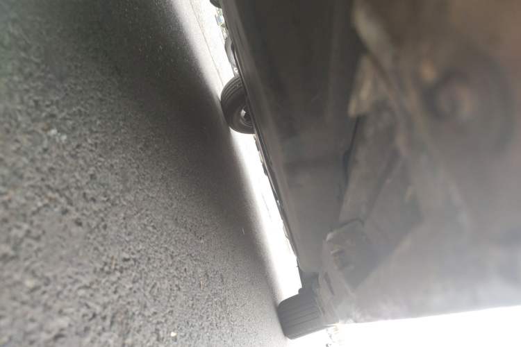 Used Toyota SIENNA 2024 2.5L Hybrid Comfort Edition Chassis Front Left