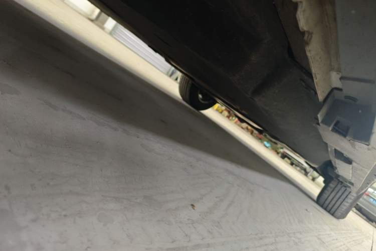 Used Toyota SIENNA 2024 2.5L Hybrid Four-Wheel Drive Prestige Edition Chassis Front Left