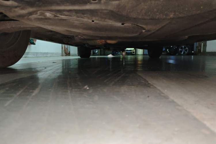 Used Toyota SIENNA 2024 2.5L Hybrid Comfort Edition Chassis Front