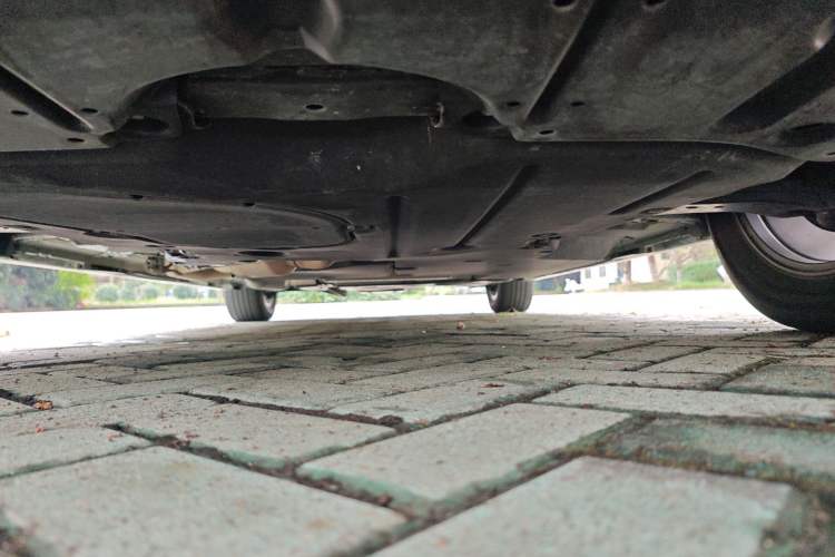 Used Toyota SIENNA 2024 2.5L Hybrid Comfort Edition Chassis Front