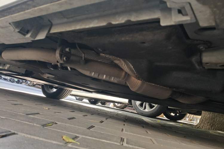 Used Toyota SIENNA 2024 2.5L Hybrid Luxury Edition Chassis Front Right