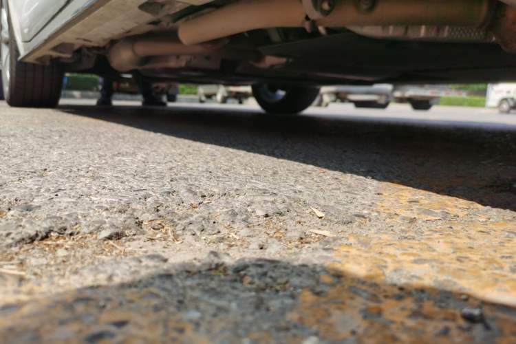 Used Toyota SIENNA 2024 2.5L Hybrid Luxury Edition Chassis Front Right
