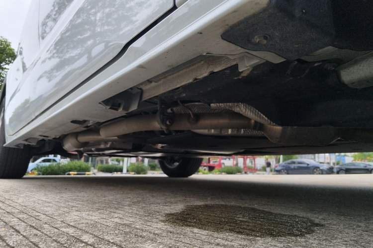 Used Toyota SIENNA 2024 2.5L Hybrid Comfort Edition Chassis Front Right