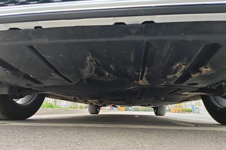 Used Toyota SIENNA 2024 2.5L Hybrid Comfort Edition Chassis Front