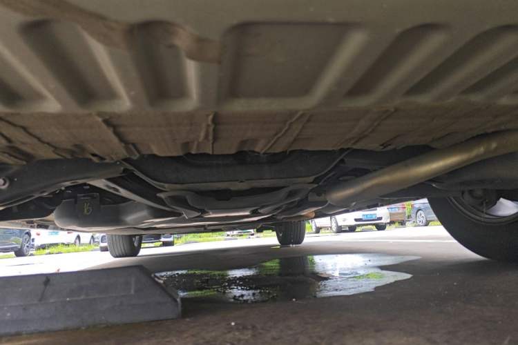 Used Toyota SIENNA 2024 2.5L Hybrid Comfort Edition Chassis Rear