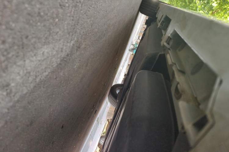 Used Toyota SIENNA 2024 2.5L Hybrid Comfort Edition Chassis Rear Left
