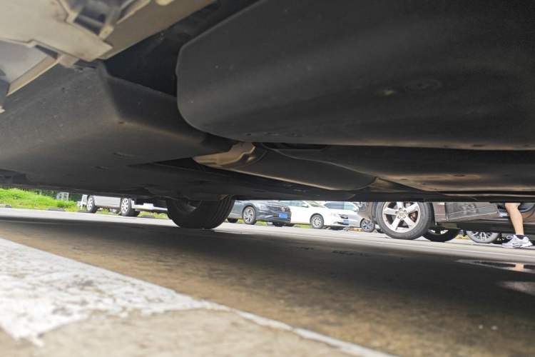 Used Toyota SIENNA 2024 2.5L Hybrid Comfort Edition Chassis Rear Left