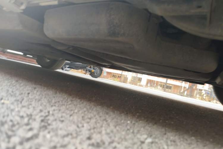 Used Toyota SIENNA 2024 2.5L Hybrid Comfort Edition Chassis Rear Left