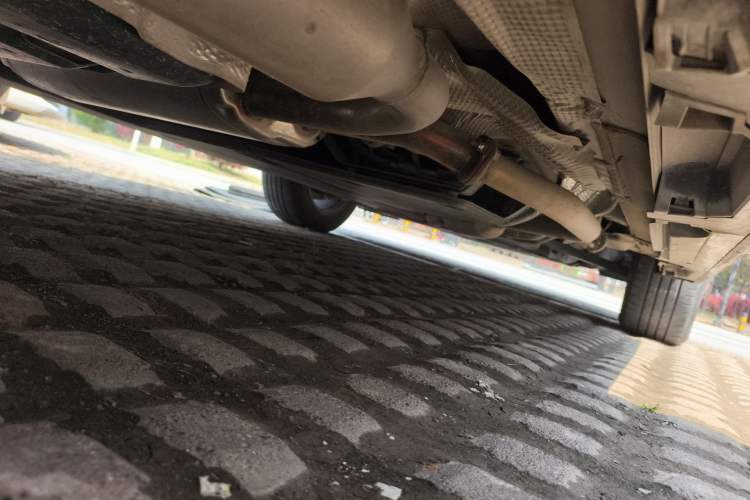 Used Toyota SIENNA 2024 2.5L Hybrid Four-Wheel Drive Prestige Edition Chassis Rear Right