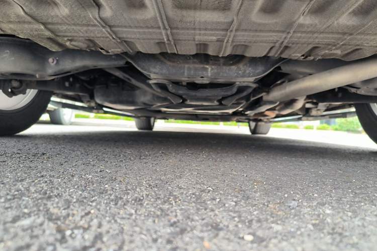 Used Toyota SIENNA 2024 2.5L Hybrid Luxury Edition Chassis Rear