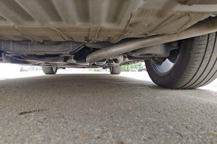 Used Toyota SIENNA 2024 2.5L Hybrid Platinum Edition Chassis Rear