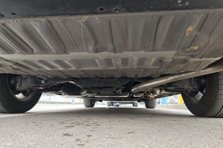 Used Toyota SIENNA 2024 2.5L Hybrid Comfort Edition Chassis Rear