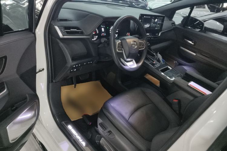 Used Toyota SIENNA 2024 2.5L Hybrid Four-Wheel Drive Prestige Edition Driver Seat