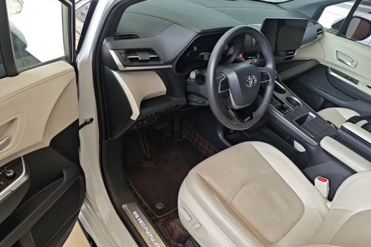 Used Toyota SIENNA 2024 2.5L Hybrid Four-Wheel Drive Prestige Edition Driver Seat
